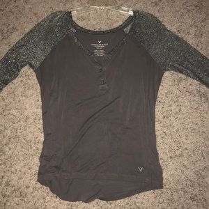 Long sleeve t-shirt